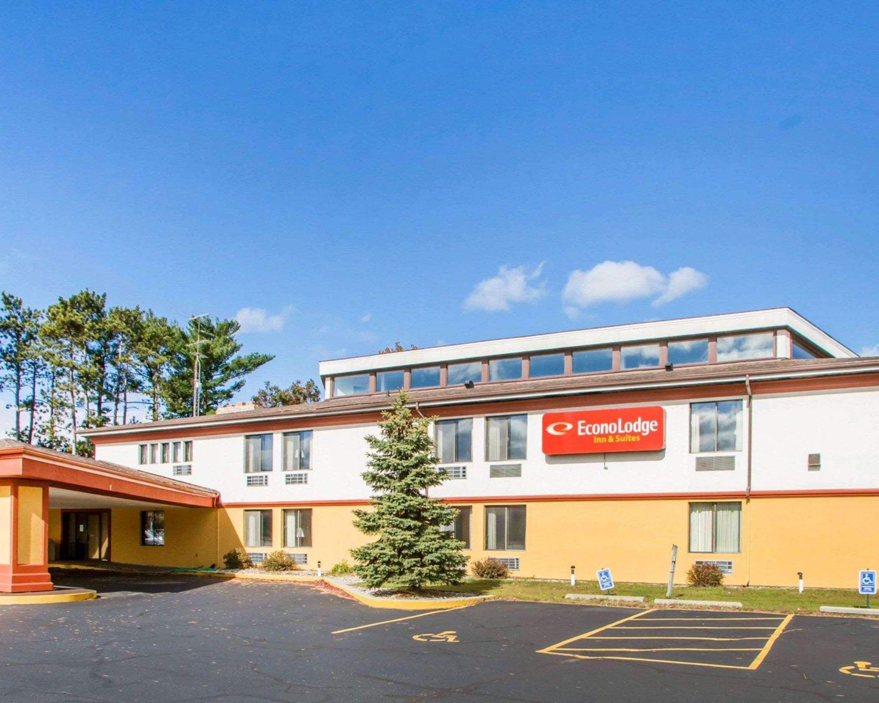 University Inn & Suites Stevens Point Εξωτερικό φωτογραφία