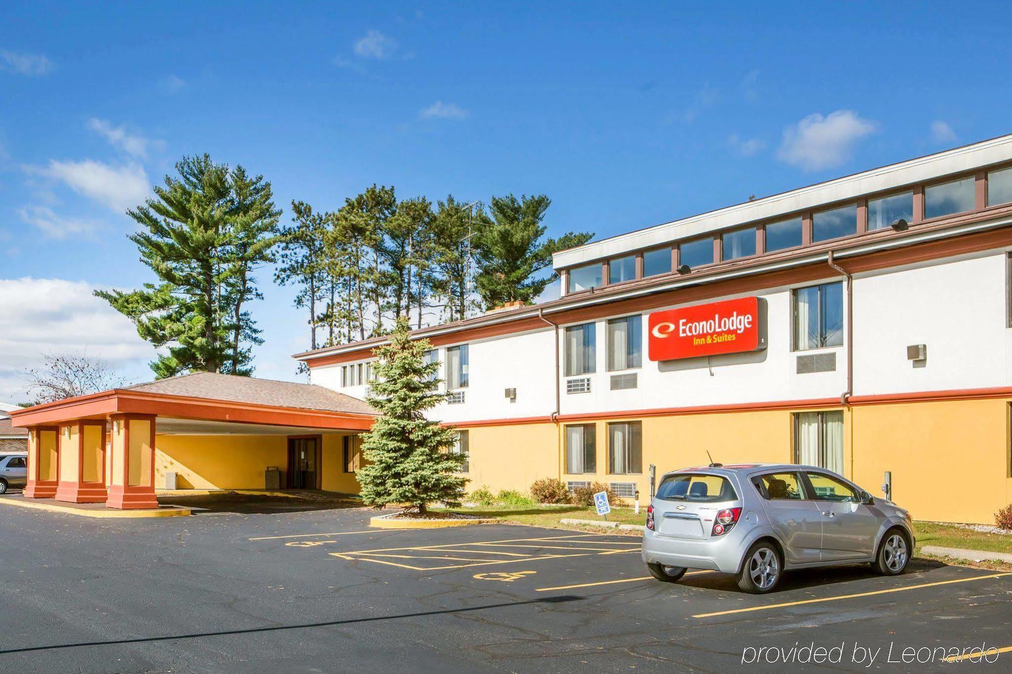 University Inn & Suites Stevens Point Εξωτερικό φωτογραφία